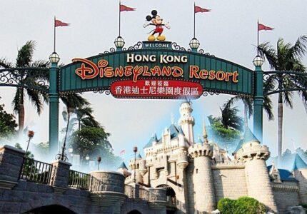 hong-kong-disneyland-2